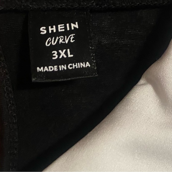 Black bodysuit with white collar - Picture 2 of 3